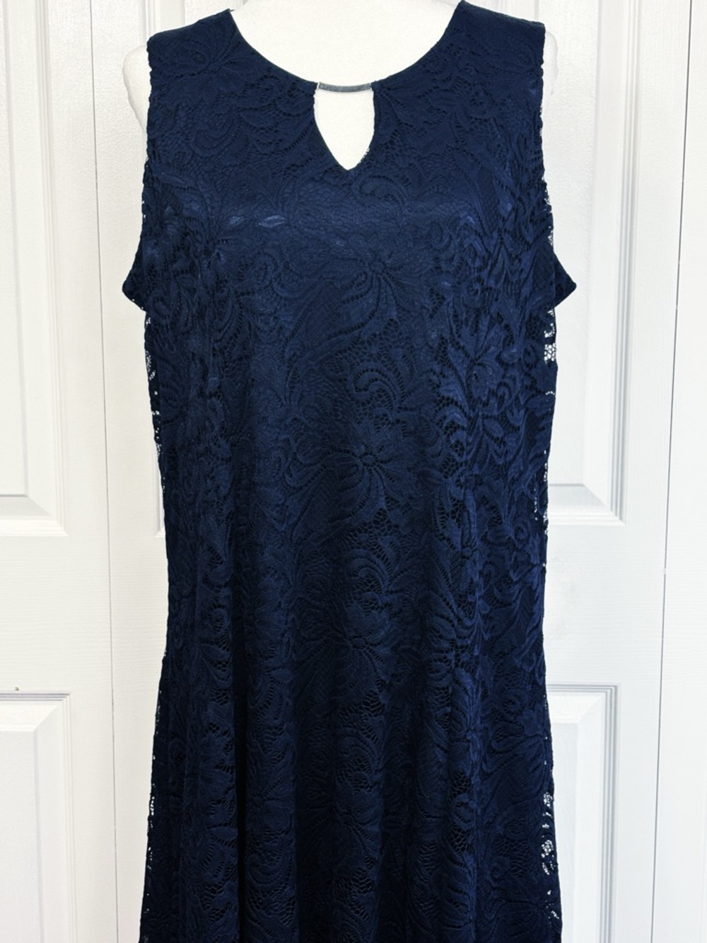 NWT JM Collection Intrepid Blue Lace Sleeveless Keyhole Midi Dress 1X